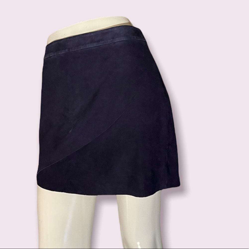Alice + Olivia 100% Leather Suede Mini Skirt NWT - Picture 4 of 7